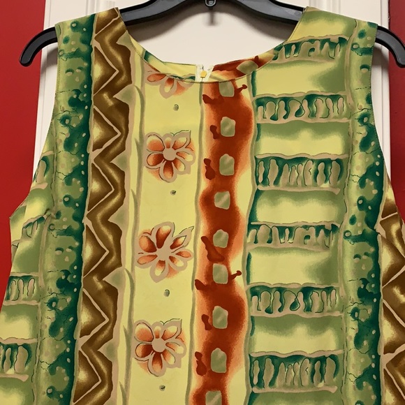 Dress - Picture 2 of 5